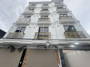 NHÀ 6 TẦNG CÓ THANG MÁY – KHU CHỢ VĂN ĐIỂN, TỨ HIỆP