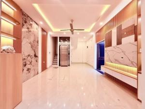 NHÀ MỚI 4 TẦNG ĐẸP LUNG LINH - TẶNG FULL NỘI THẤT - CHỈ VIỆC XÁCH VALI VỀ Ở