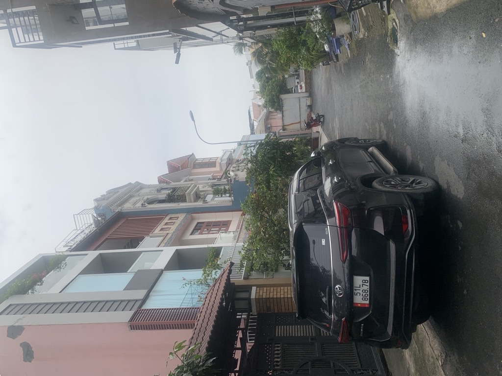 Nhà 3 tầng trung tâm Linh Đông - HXH 6m - Gần Tô Ngọc Vân