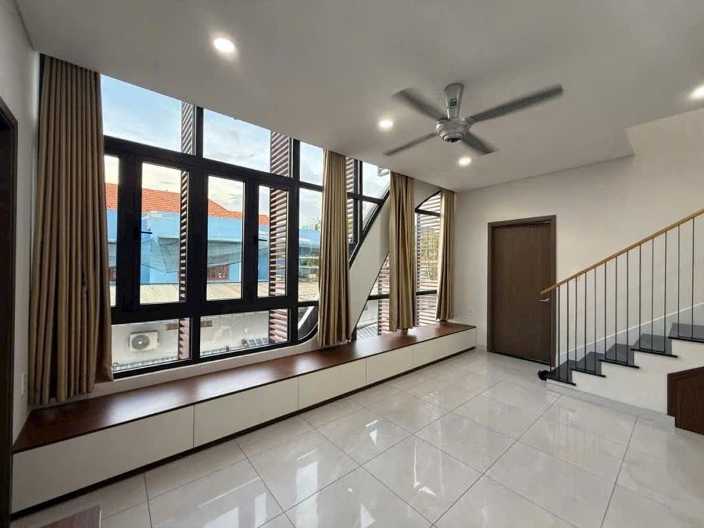 Bán nhà góc 2 mặt tiền đường 19 - Linh Chiểu - 13T