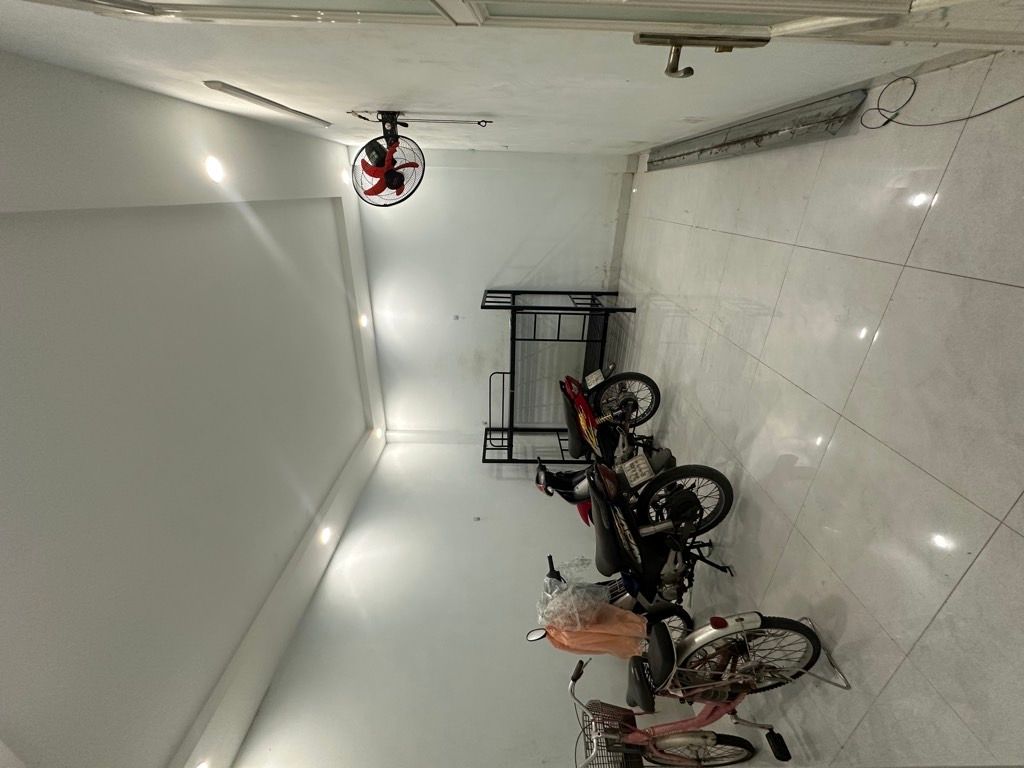 Bán nhà Võ Văn Ngân - HXH - 4 tầng - 5PN khép kín giá 8.2 tỷ