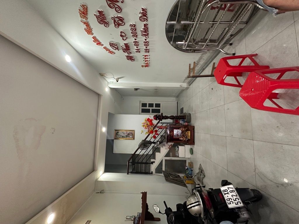 Bán nhà Võ Văn Ngân - HXH - 4 tầng - 5PN khép kín giá 8.2 tỷ