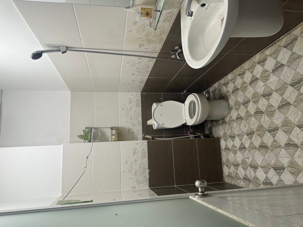 Bán nhà Võ Văn Ngân - HXH - 4 tầng - 5PN khép kín giá 8.2 tỷ