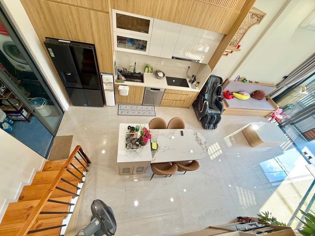 NHÀ 2 TẦNG GẦN GIGAMALL - KHU BIỆT THỰ - TẶNG FULL NỘI THẤT 