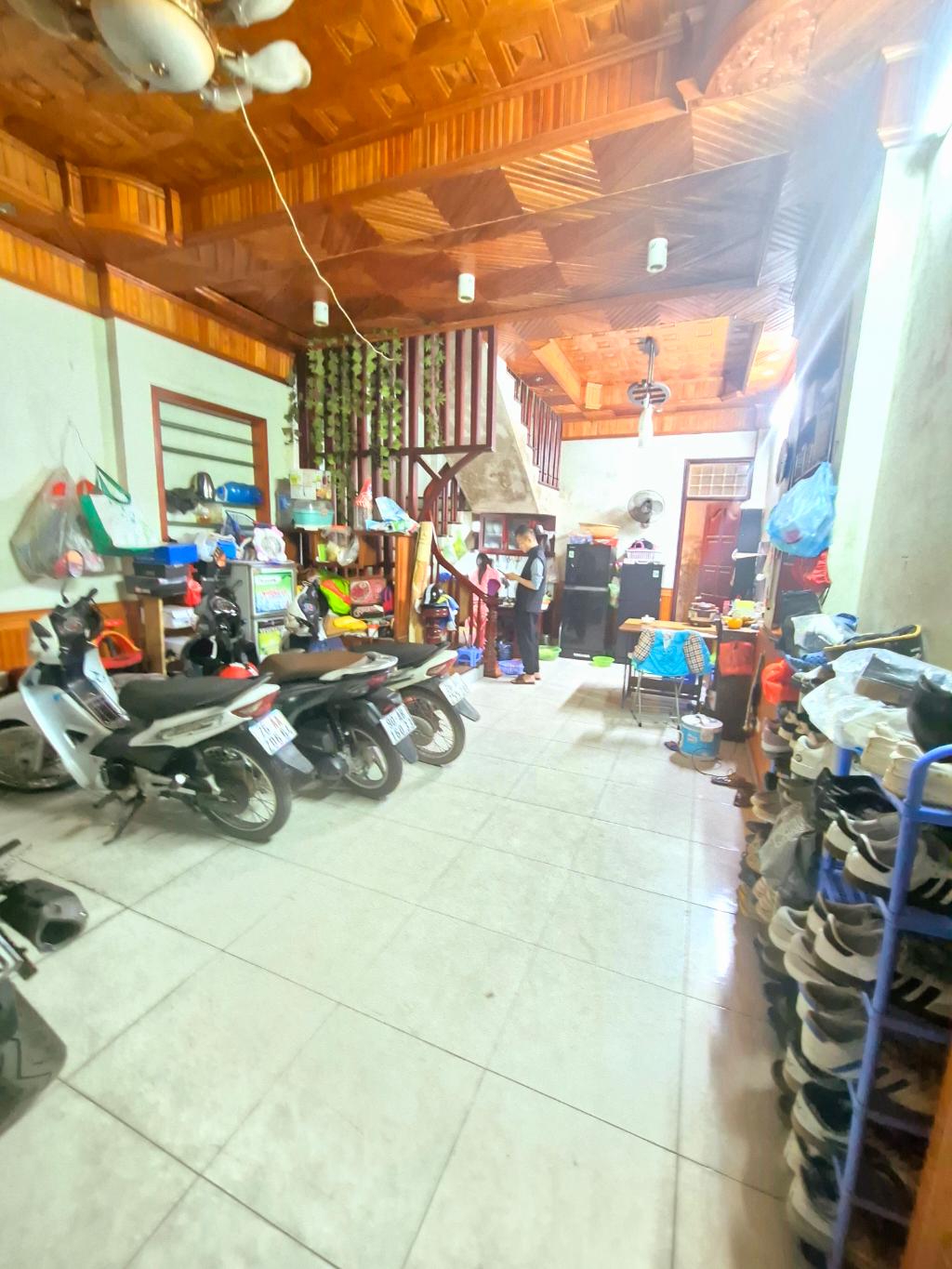 Nhỉnh 7 tỷ là bạn sở hữu ngay nhà 4 tầng  50m Trần Cung