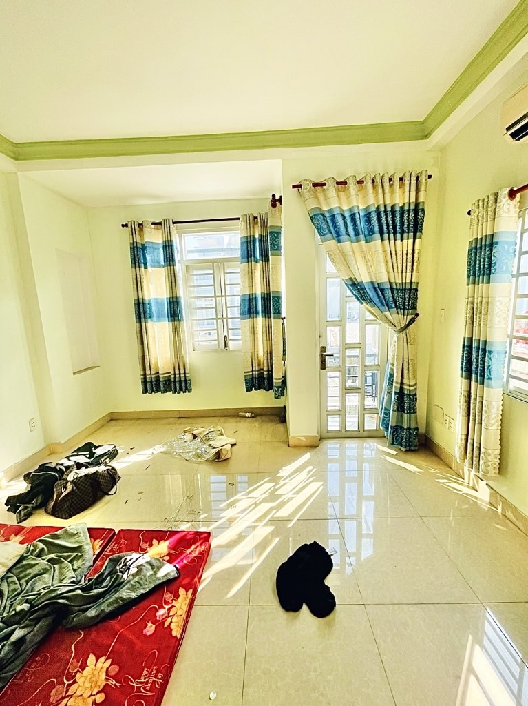 NHÀ BÁN PHAN HUY ÍCH TÂN BÌNH - HẺM OTO - 63M2 4 TẦNG NHỈNH 8.5 TỶ