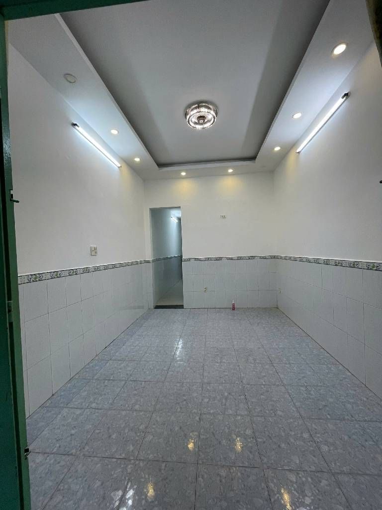 NHÀ BÁN PHẠM VĂN BẠCH TÂN BÌNH HẺM Ô TÔ NHỎ 65M2 1 TẦNG NHỈNH 5 TỶ