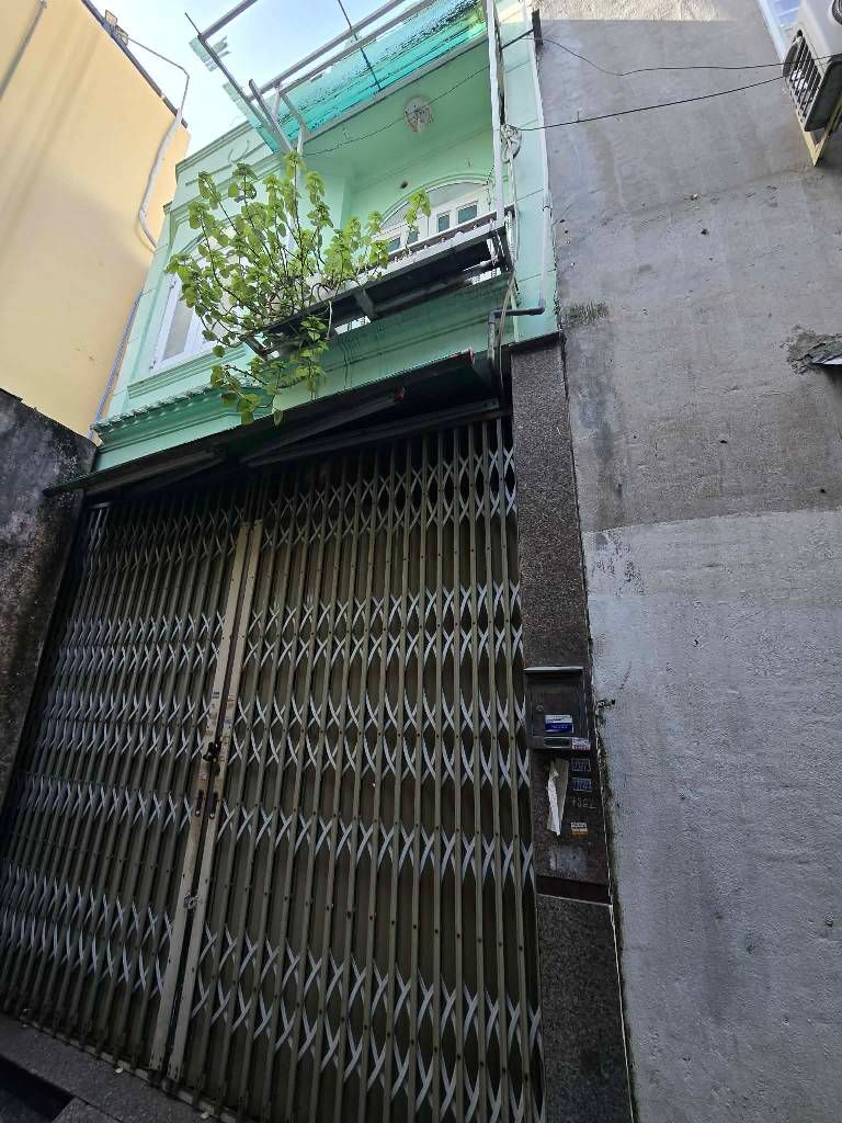 TRẦN THỊ TRỌNG TÂN SƠN TÂN BÌNH CŨ 30M2 2 TẦNG Ở NGAY NHỈNH 3 TỶ DƯỚI 5 TỶ