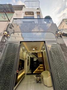 NGUYỄN VĂN KHỐI (CÂY TRÂM CŨ) GÒ VẤP HẺM Ô TÔ XE HƠI 54.8M2 4 TẦNG NHỈNH 6 TỶ