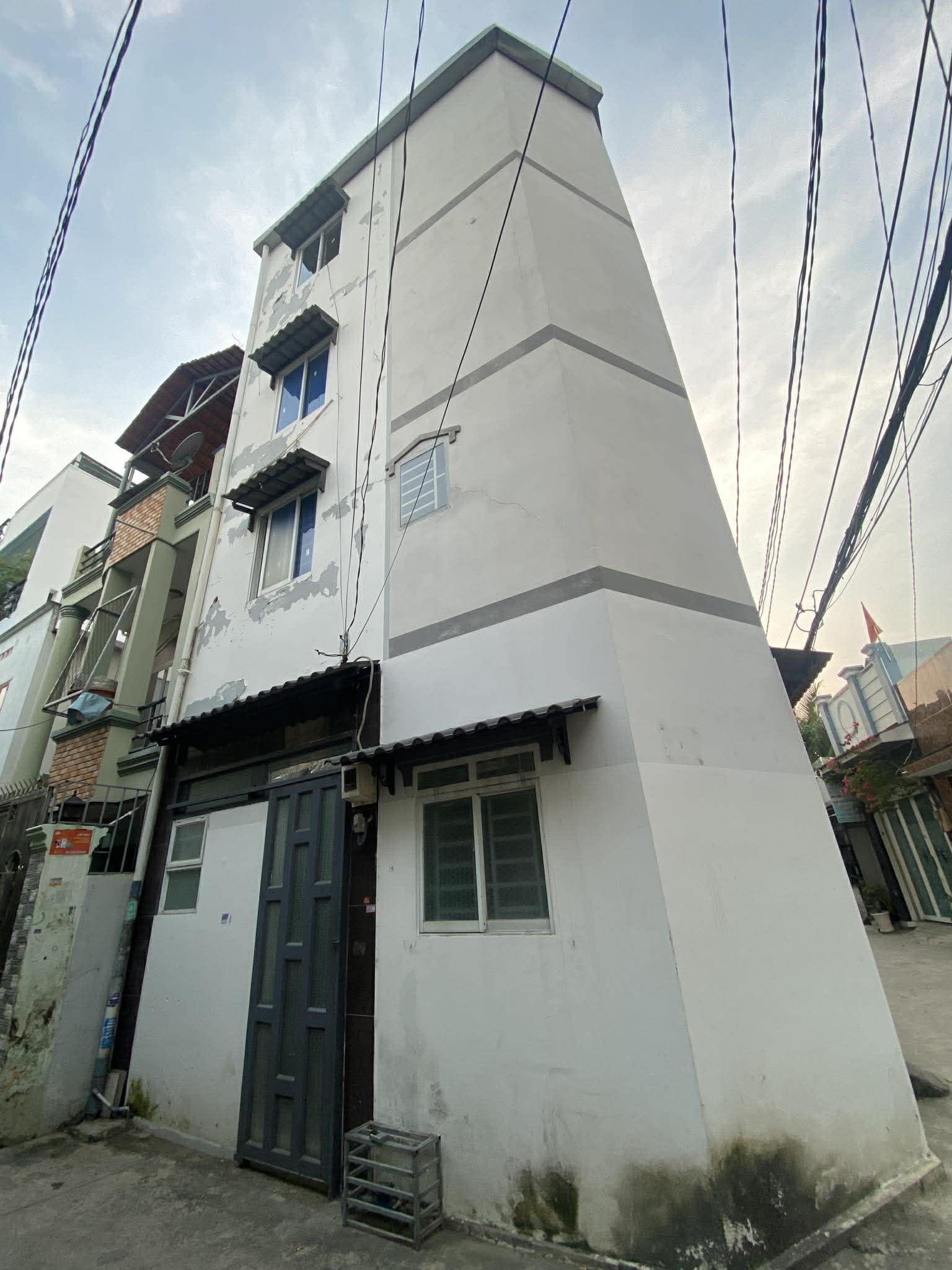 LÔ GÓC 2 MẶT TIÊN – HẺM XE HƠI – HƠN 45M DTS - GẦN NGUYỄN VĂN LINH