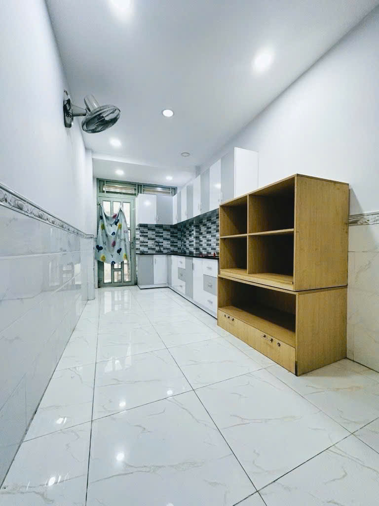 NHÀ HIẾM 2 MẶT TIỀN - NỞ HẬU CHỮ L - DTS HƠN 70M - KỀ BÊN KHU HIM LAM