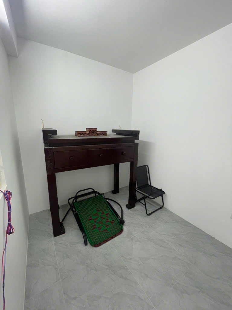 Bán nhà Minh Khai, 31m², Nhà dân xây, Full nội thất, 8.4 tỷ