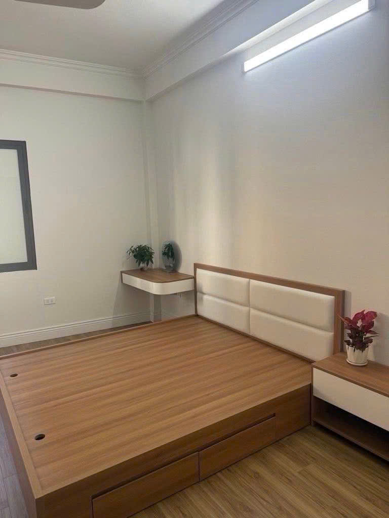 TRUNG TÂM Long Biên - Bồ Đề - ái mộ - Hồng tiến