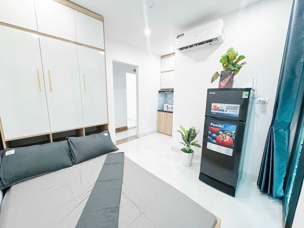 Bán nhà Hoàng Văn Thái 60 nhà mới 7 tầng 20 phòng khép kín