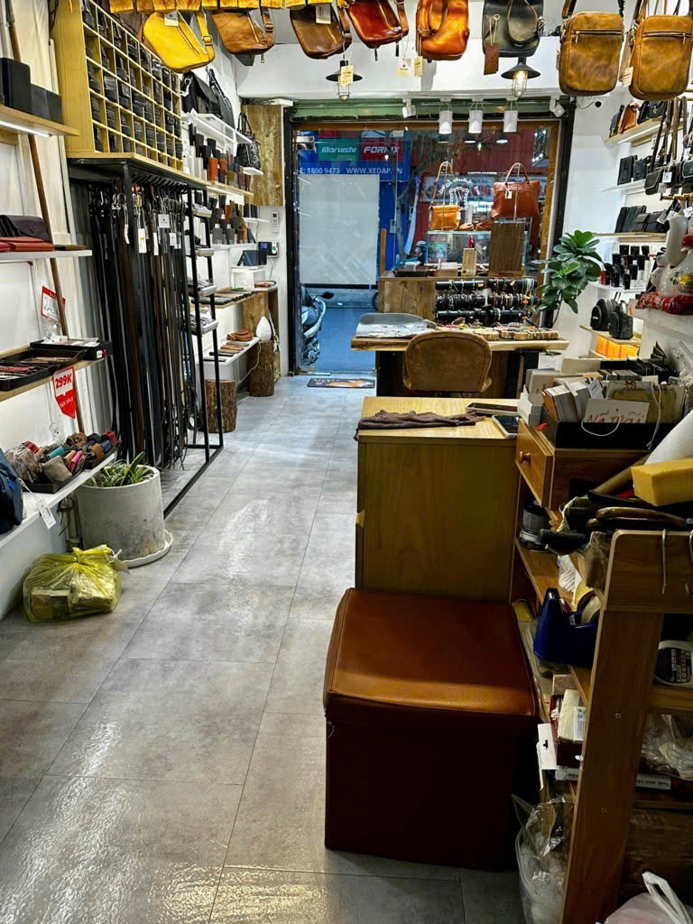 MẶT TIỀN KINH DOANH SẦM UẤT - ĐOẠN VIP LÊ VĂN SỸ, Q TÂN BÌNH