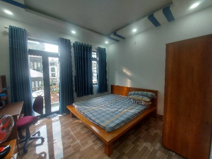 Bán nhà Phạm Văn Chiêu, 60m2, 4 phòng ngủ khép kín, hẻm xe hơi, gần trường học, giá chỉ 9.5 tỷ