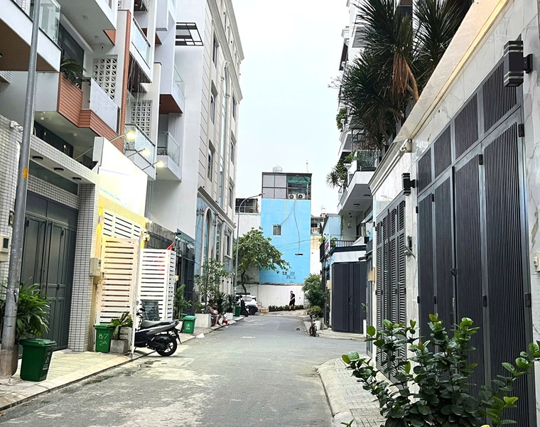 BÁN NHÀ NGUYỄN TƯ GIẢN GÒ VẤP, HẺM XE HƠI 8M, TẶNG FULL NỘI THẤT, GIÁ NHỈNH 10 TỶ