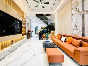 CHỈ 11.9 TỶ CÓ NGAY CĂN NHÀ 100M PHỐ NGUYỄN DUY CUNG GÒ VẤP, HẺM XE HƠI, KINH DOANH ĐA NGÀNH NGHỀ