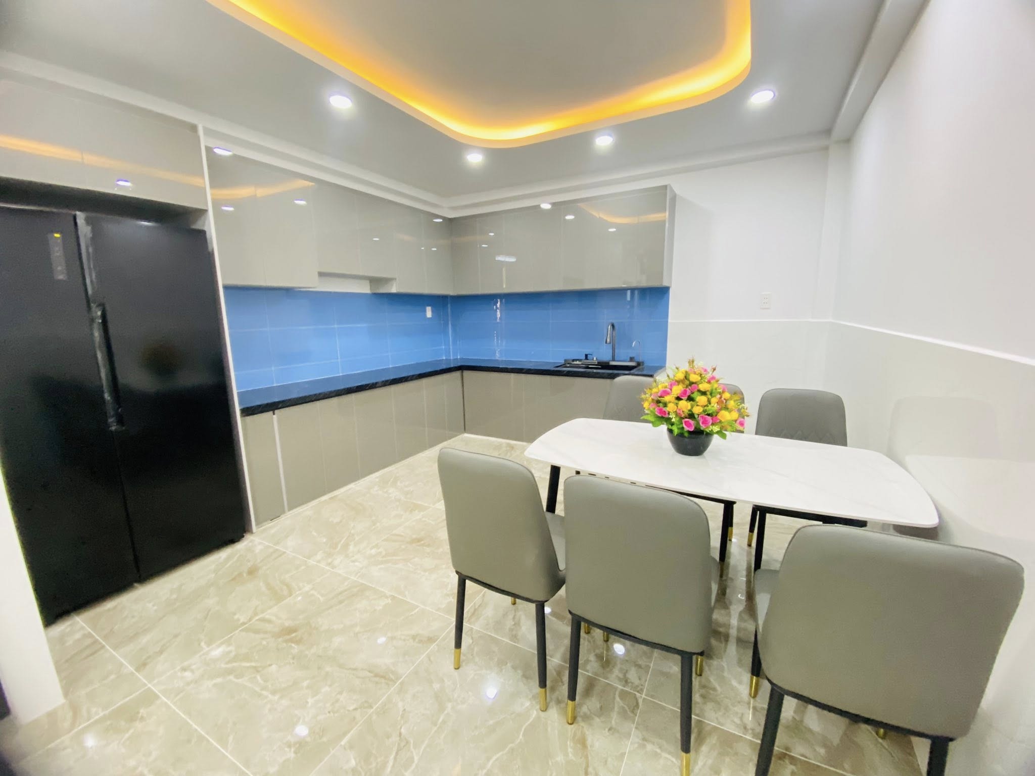 NHÀ MỚI Ở NGAY - 5 TẦNG - HẺM XE HƠI  - GẦN MẶT TIỀN - NGAY CVIEN LÀNG HOA - Nhà mới Full  Nội  Thất - Nhỉnh 7 tỷ 