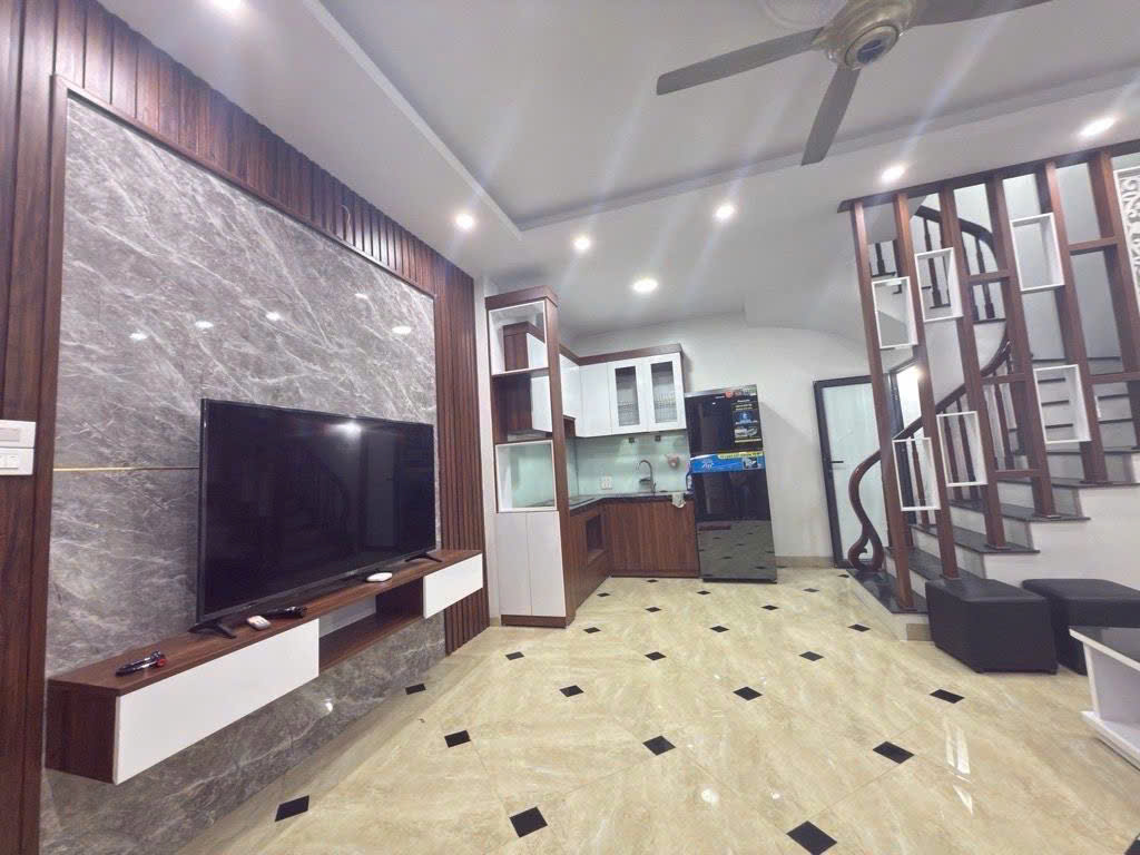 Nhà đẹp Vân Canh - 5 tầng - 5.8 tỷ