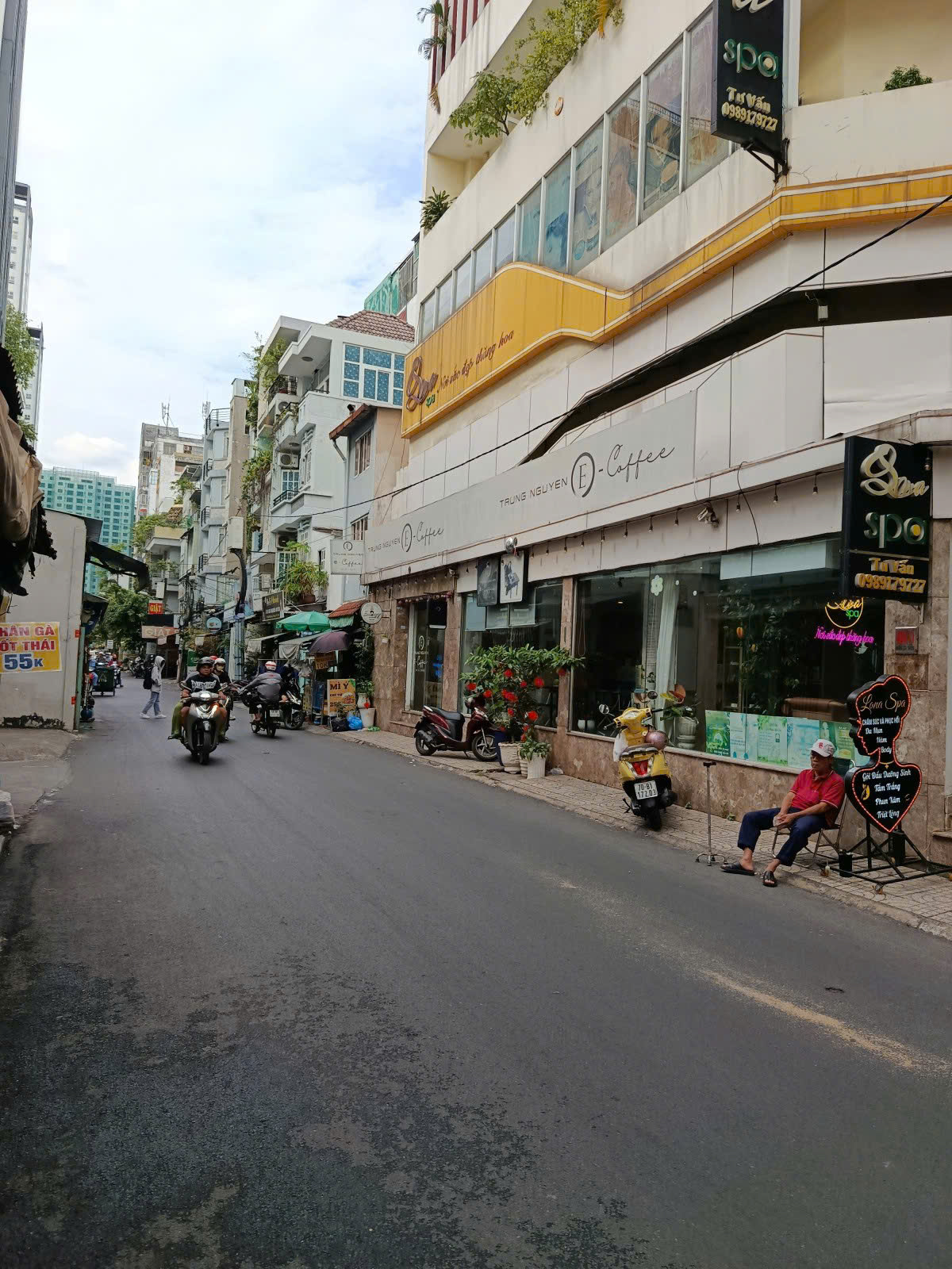 Nhà bán khu VIP  6 tầng xây cực kỳ đẹp nằm trên đường 3/2 Quận 10 120m2