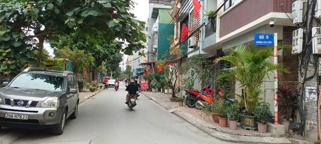 MẶT NGÕ LÔ GÓC 3 MẶT THOÁNG , GARA Ô TÔ ,KINH DOANH