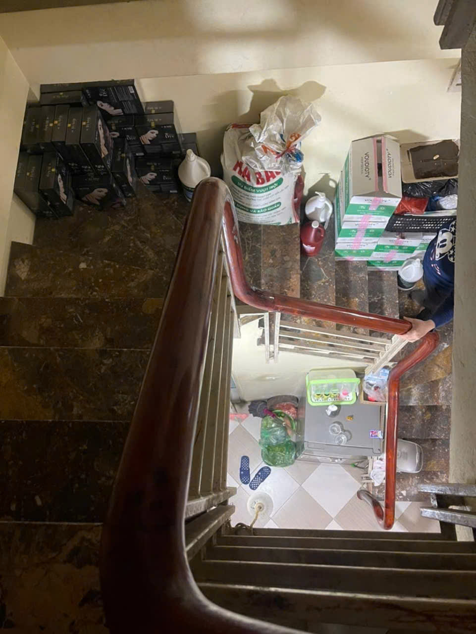 OTO TRÁNH CÁCH 15M _ PHÂN LÔ