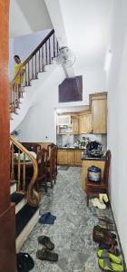 BÁN NHÀ GẤP TRONG TUẦN-NHÀ PHÂN LÔ 3 TẦNG-GẦN TRƯỜNG ĐẠI HỌC NGOẠI NGỮ VÀ LÀNG VIỆT KIỂU CHÂU ÂU GIÁ 8.5TỈ