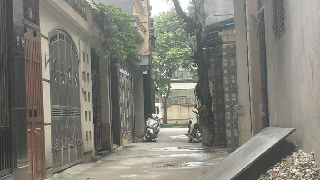 LÊ TRỌNG TẤN PHÂN LÔ CÁN BỘ - AN NINH ĐẢM BẢO – Ô TÔ CẠNH NHÀ – 48M2 CHỈ 10 ĐỒNG