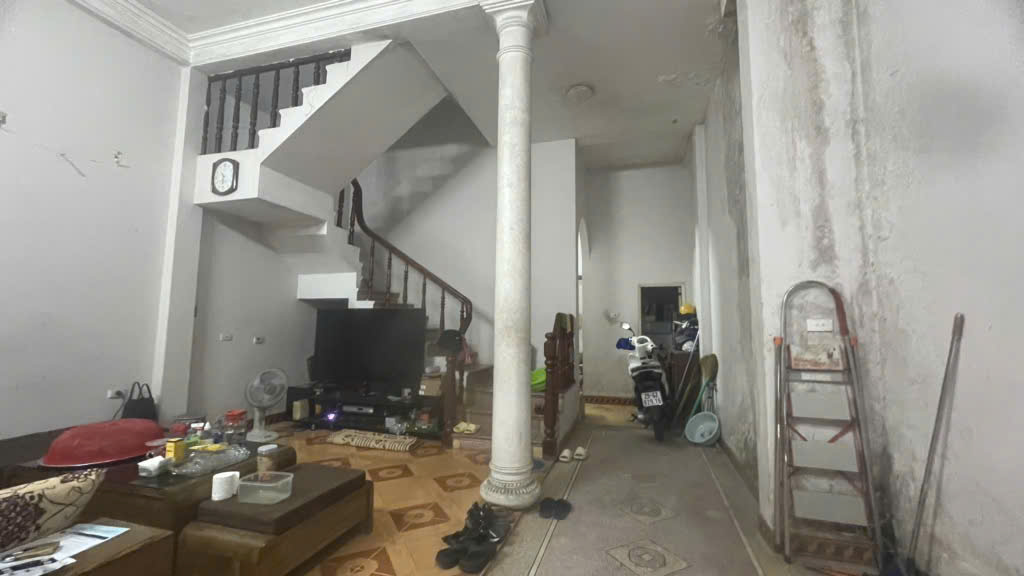 LÊ TRỌNG TẤN PHÂN LÔ CÁN BỘ - AN NINH ĐẢM BẢO – Ô TÔ CẠNH NHÀ – 48M2 CHỈ 10 ĐỒNG