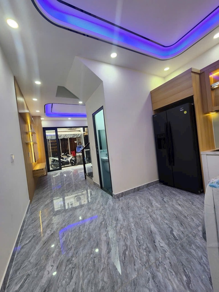 Nh.à 2 Tầng Gần Huỳnh Tấn Phát – Ngang 4m – Full Nội Thất