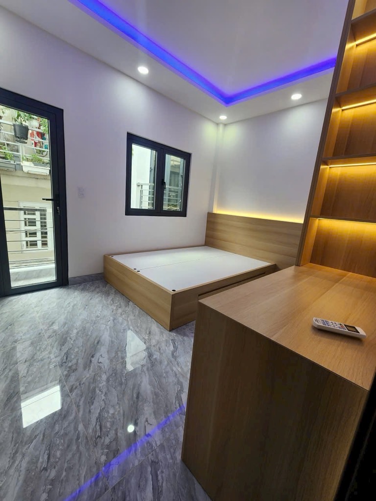 Nh.à 2 Tầng Gần Huỳnh Tấn Phát – Ngang 4m – Full Nội Thất