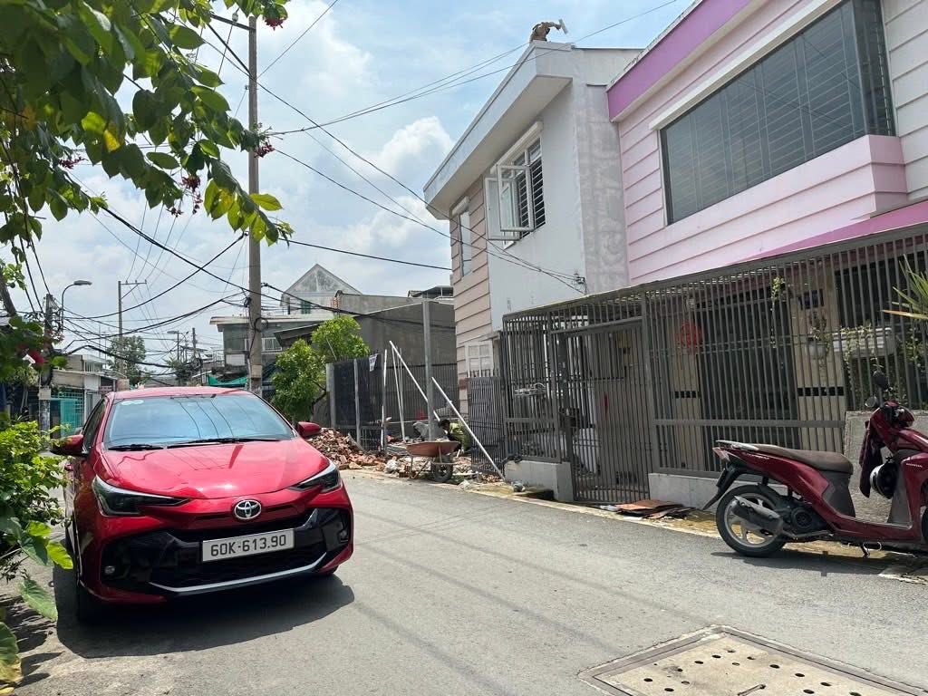 Bán nhà 5 tỷ, 86m2 nhà 3 tâng lh 0983741939