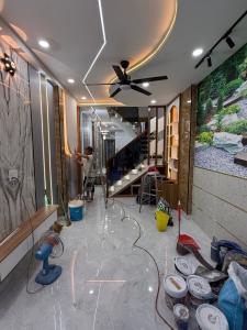 nhà khu him lam giá rẻ 3om2 3 tầng 5 tỷ lh 0983741939