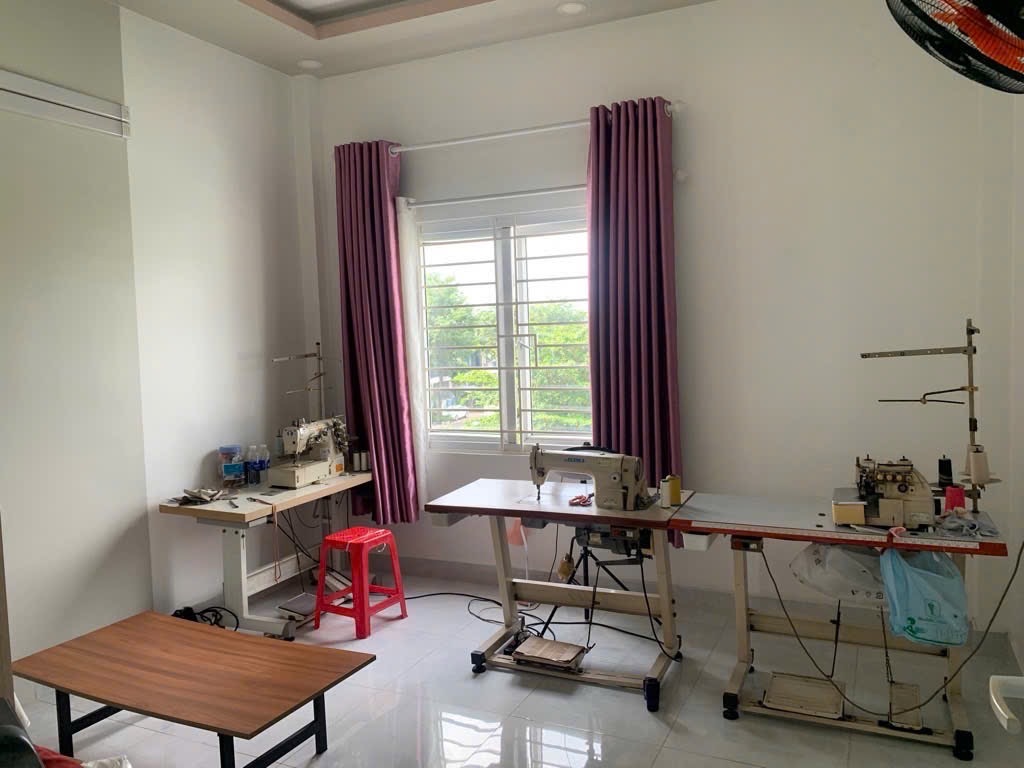 Nhà mới trong hẻm xe hơi tiện cho thuê