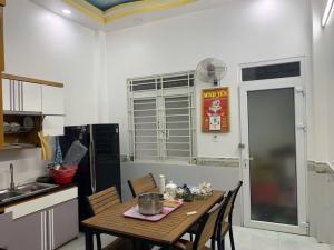 Nhà mới hẻm xe hơi tránh nhau tiện cho thuê hoặc kinh doanh