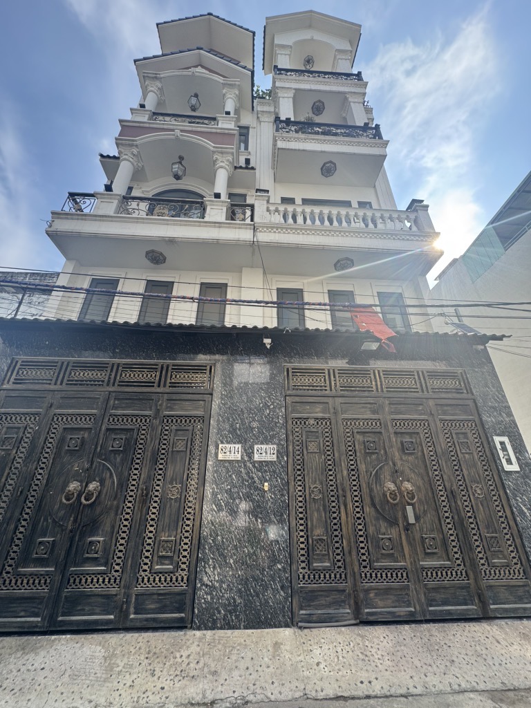 BÁN NHÀ QUẬN 9 - DỌN VÀO Ở NGAY