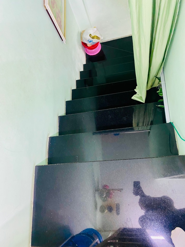 BÁN NHÀ GIÁ RẺ GẦN NGÃ TƯ GÒ MÂY CHỈ HƠN 1 TỶ, DT: 44M