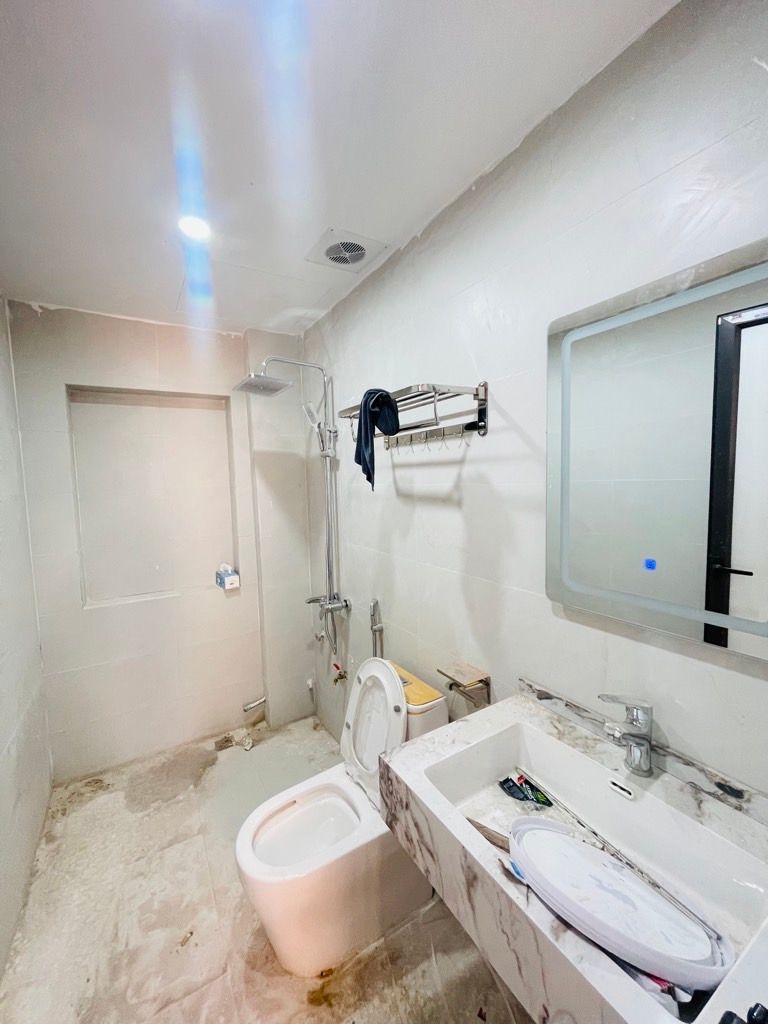 Quang Tiến Đại mỗ 11,2 tỷ lô goc số đỏ vuông đẹp ô tô đỗ cửa