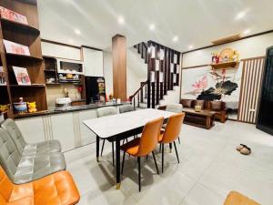 NHÀ ĐẸP MẶT TIỀN - VĂN QUÁN HÀ ĐÔNG- TIỆN Ở, CHO THUÊ HOẶC VĂN PHÒNG