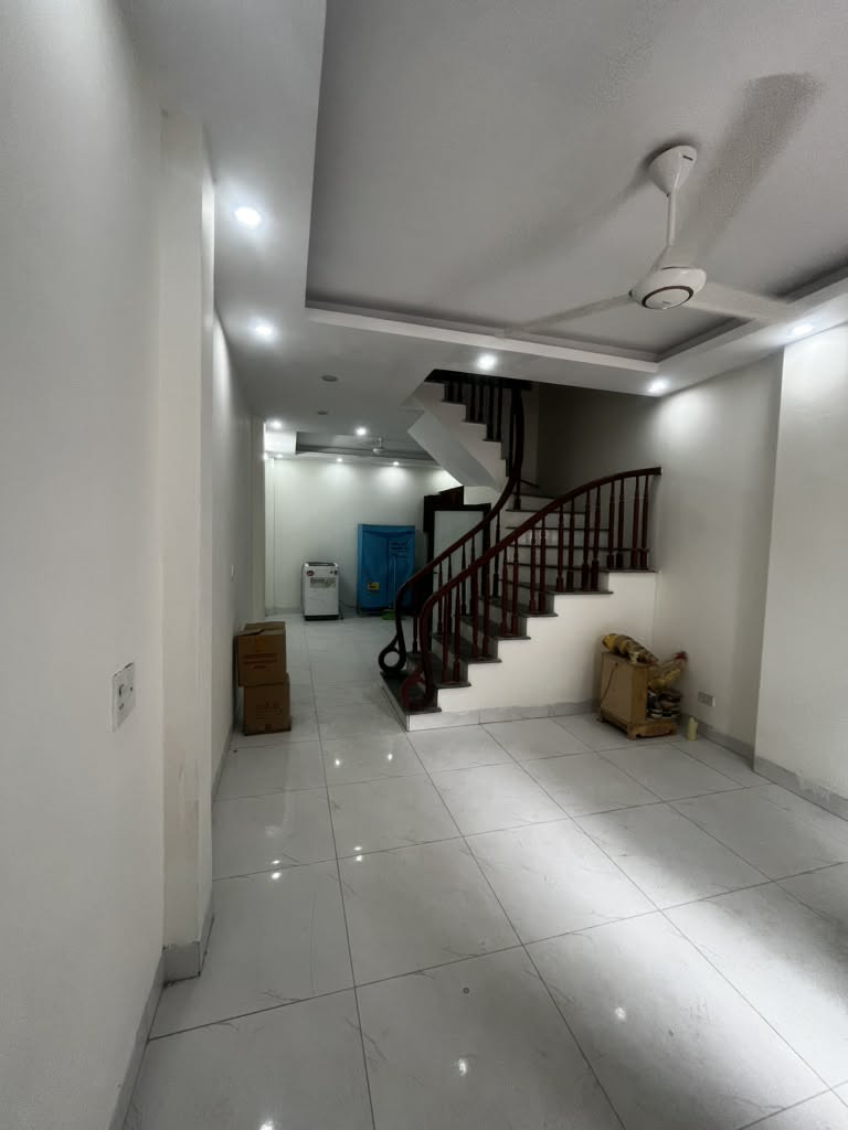 PHÙNG HƯNG_ NGAY VIỆN 103 HÀ ĐÔNG, NHÀ ĐẸP 5 TẦNG_ THANG MÁY_ Ô TÔ SÁT NHÀ_ Ô TÔ ĐỖ ĐỂ ĐÊM NGÀY CÁCH NHÀ CHỈ 20M, DT 32M2, 8.TỶ