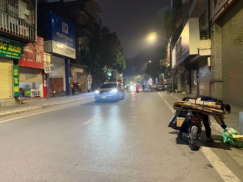 Bán Nhà Mặt Phố Vọng, 100m, 4 Tầng, Vỉa Hè Kinh Doanh, Gần Ngã Ba Nguyễn An Ninh, Giá 35.5 Tỷ