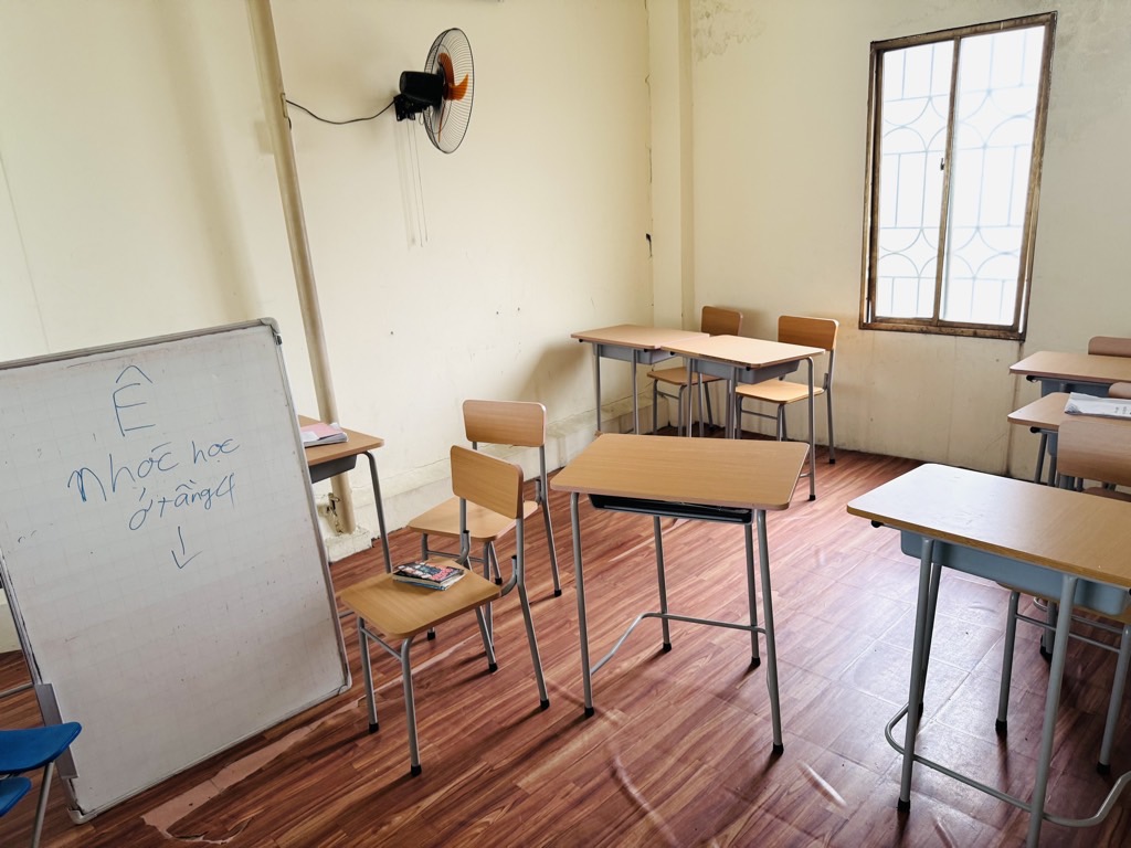 Bán Nhà Mặt Phố Lê Thanh Nghị, 70m, 34 Tỷ, 5 Tầng, Mặt tiền Rộng, Vỉa Hè Kinh Doanh, Gần BV Bạch Mai