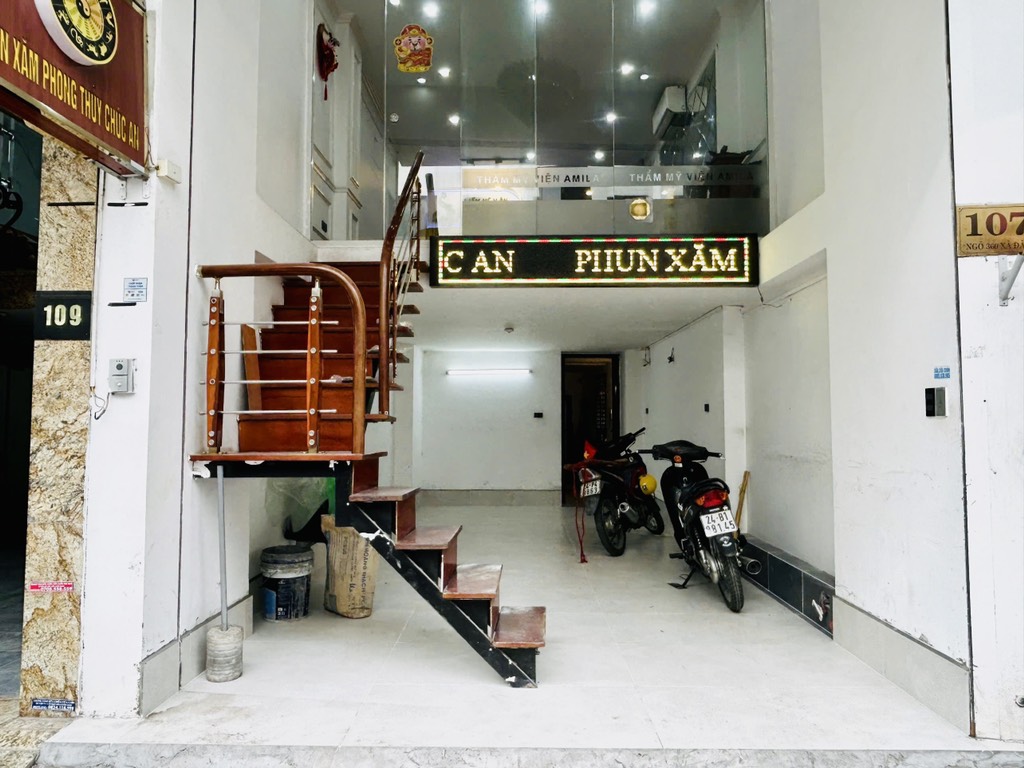 Bán Nhà Mặt Phố Trung Phụng, 9 Tầng Thang Máy, Lô Góc, Vỉa Hè Kinh Doanh,  32.5 Tỷ