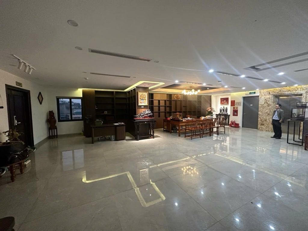 Bán Nhà Phố Tương Mai, Tòa Văn Phòng Hạng B, 240M2, 9 Tầng Thang Máy, MT Khủng,  135 Tỷ