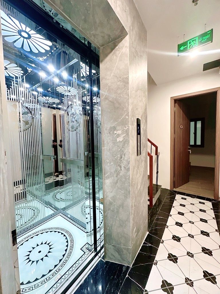 BÁN NHÀ TRƯƠNG ĐỊNH, 55M2, 6 TẦNG T.MÁY, 10 PHÒNG KK, D.TIỀN 720TR/NĂM, 15.8 TỶ