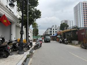 BÁN NHÀ LIỀN KỀ LOUIS HOÀNG MAI, 100M, 5 TẦNG, M.TIỀN - VỈA HÈ KINH DOANH, 36 TỶ