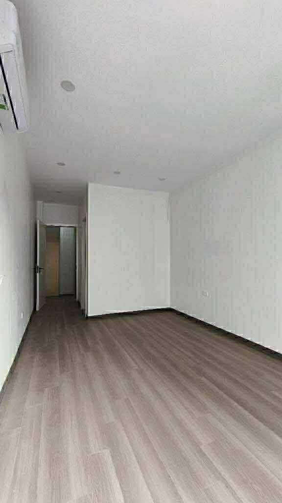 Ô tô đỗ cửa, phố Quang Trung, Hà Đông, 33m2 x 4 tầng , nhỉnh 7 tỷ có TL