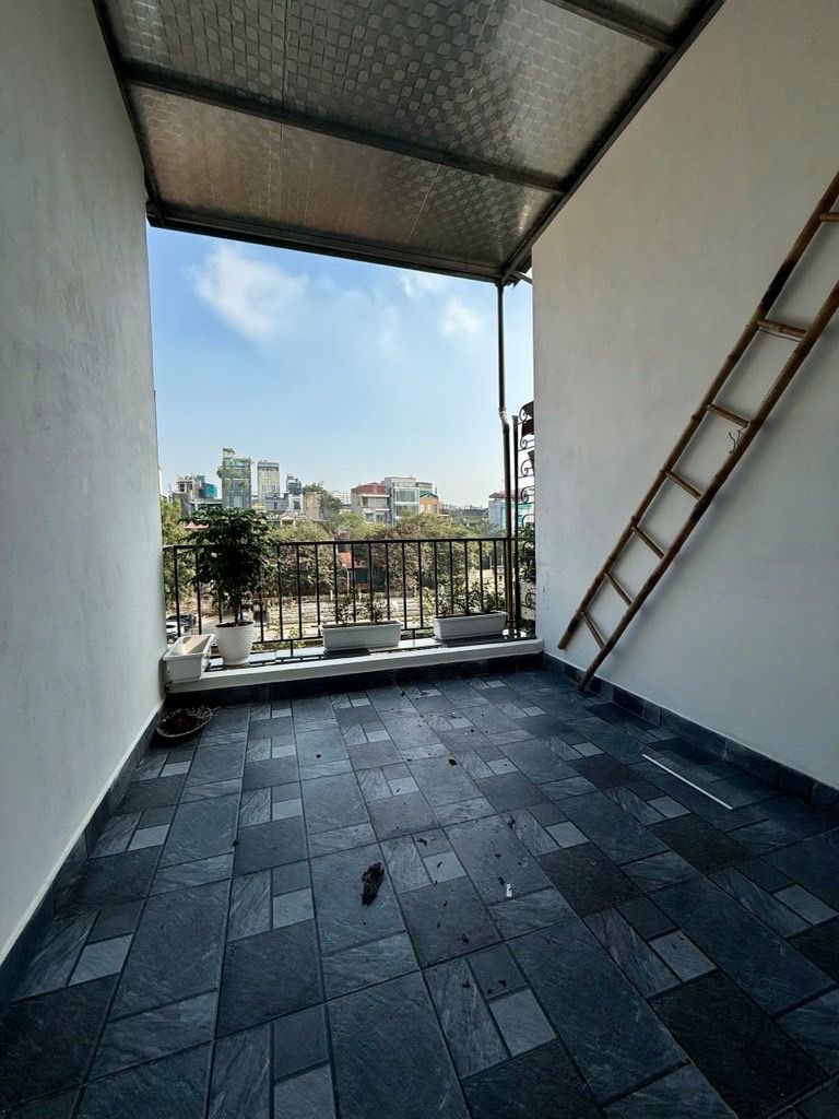 Bán Nhà Thái Hà Đống Đa 30m2 x 4 Tầng - Nhà Đẹp Phân Lô - Ô Tô Đỗ Cửa Giá Nhỉnh Nhẹ 10 Đổng