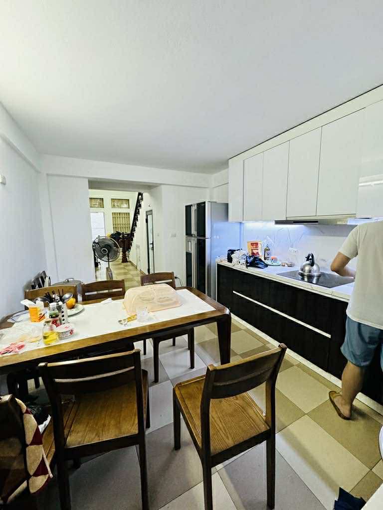 HƠN 5 TỶ-60M2 - NHÀ ĐẸP 2 TẦNG PHÚ VIÊN - LONG BIÊN- Ô TÔ- SỔ ĐỎ VUÔNG VẮN-FULL THỔ CƯ